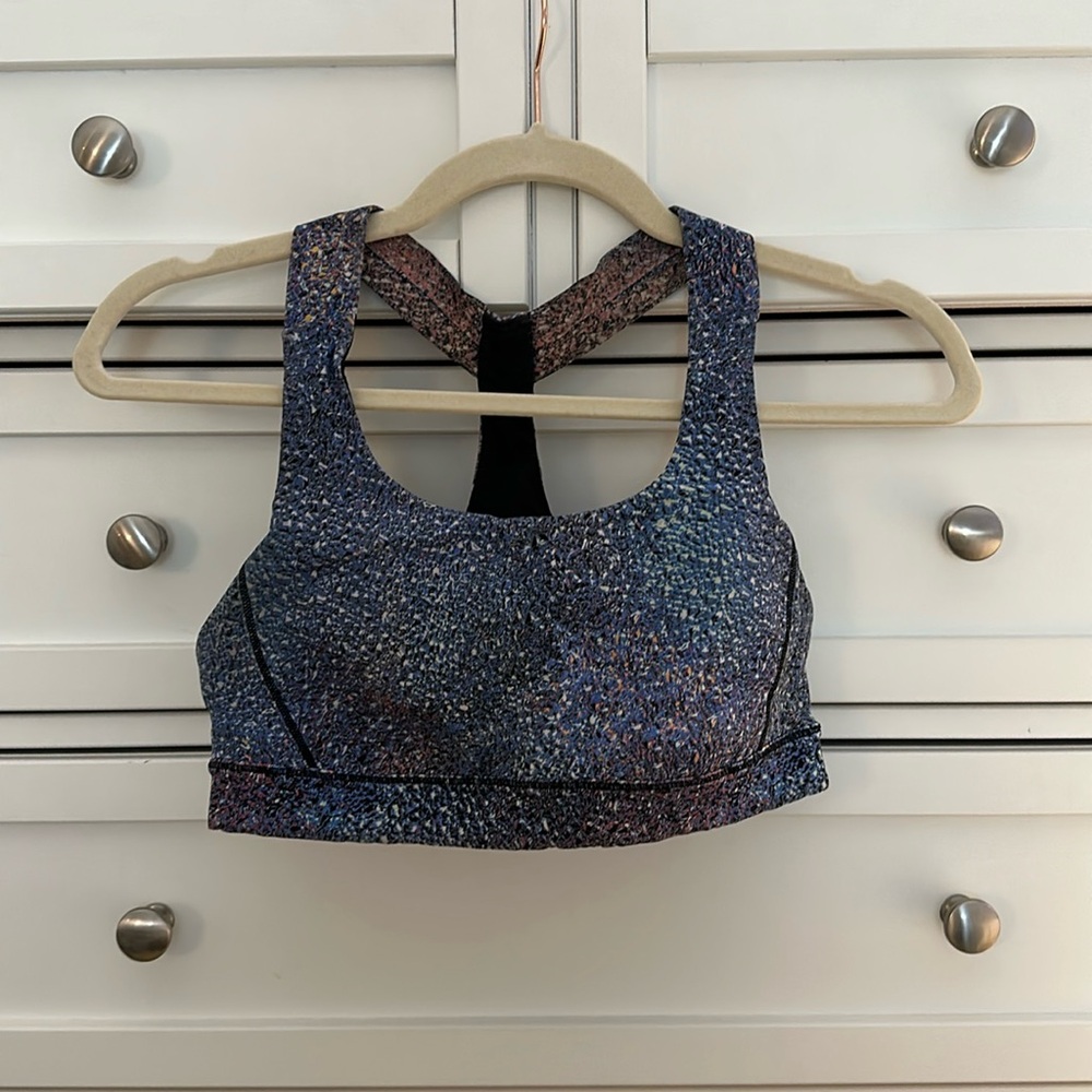 Lululemon bra